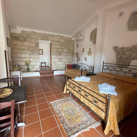Agriturismo Masseria Saittole Carpignano Salentino Eksteriør bilde