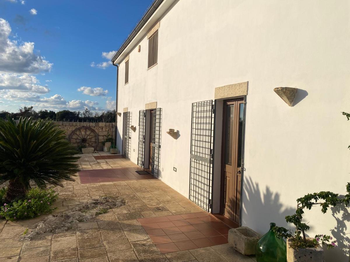 Agriturismo Masseria Saittole Carpignano Salentino Eksteriør bilde