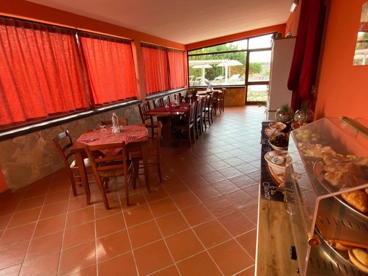 Agriturismo Masseria Saittole Carpignano Salentino Eksteriør bilde